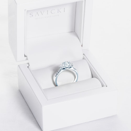 Pierścionek zaręczynowy Dream: białe złoto, akwamaryn